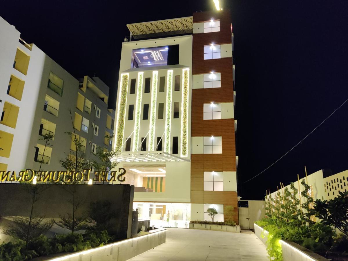 Sree Fortune Grand, Tadepalli Hotel Tadepalle Exterior photo